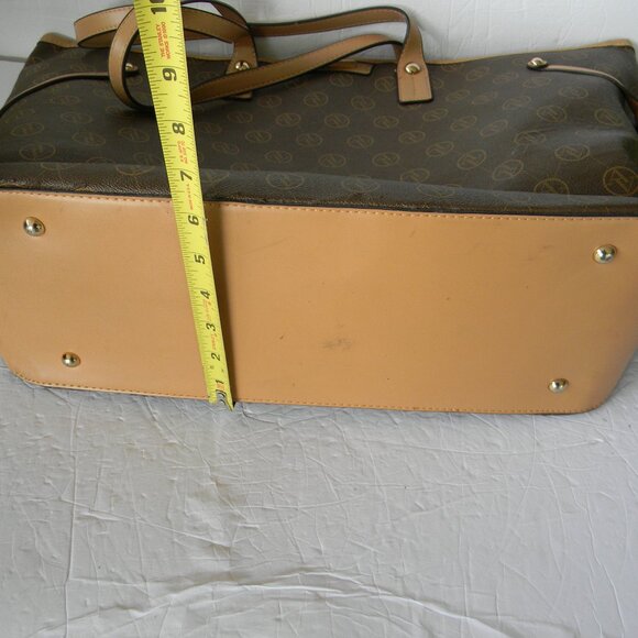 ADRIENNE VITTADINI XL SIGNATURE  Padded Laptop Tote Bag Brown Tan Logo - Picture 7 of 11